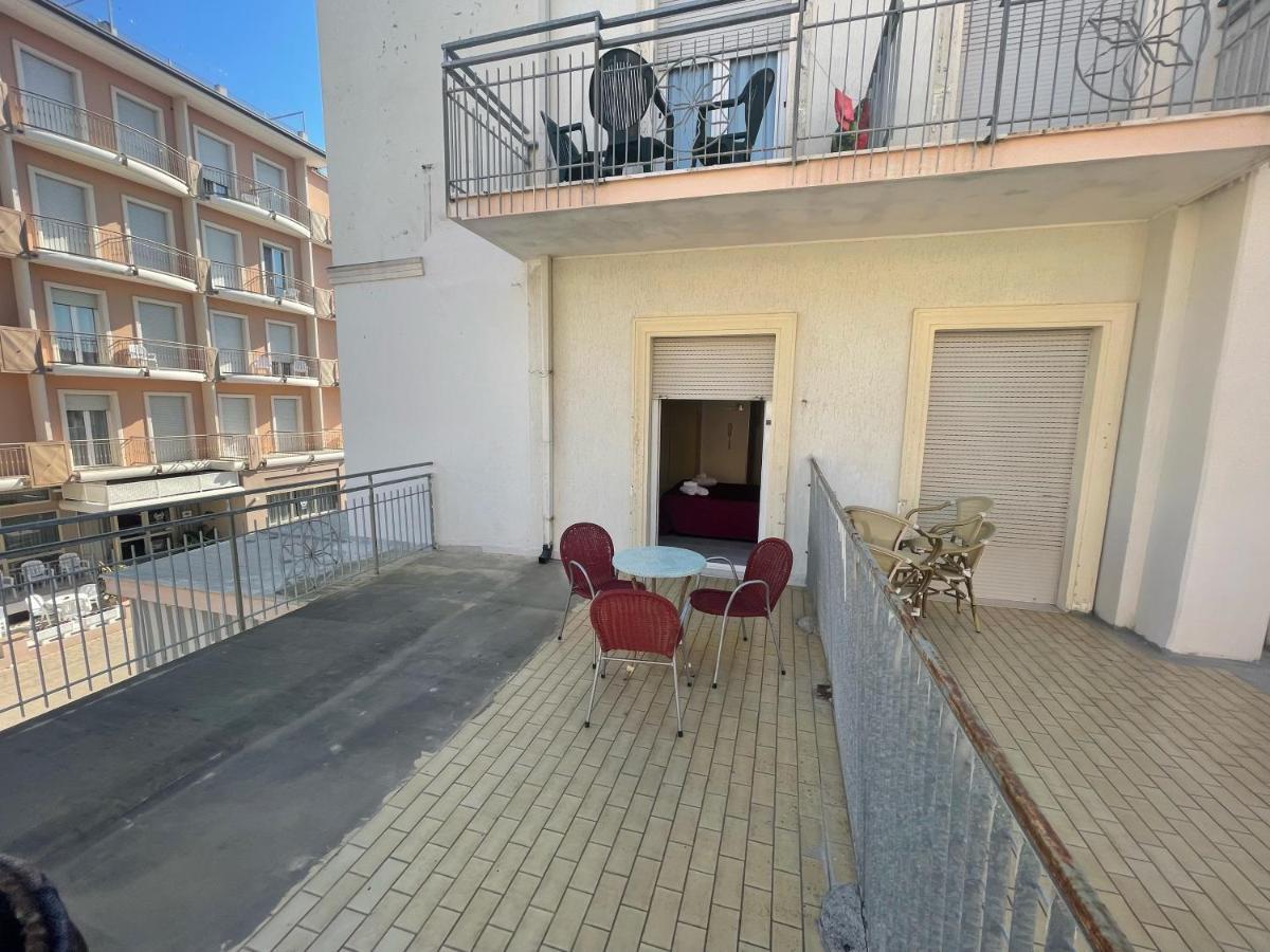 Hotel Malibu Mare Rimini Exteriér fotografie